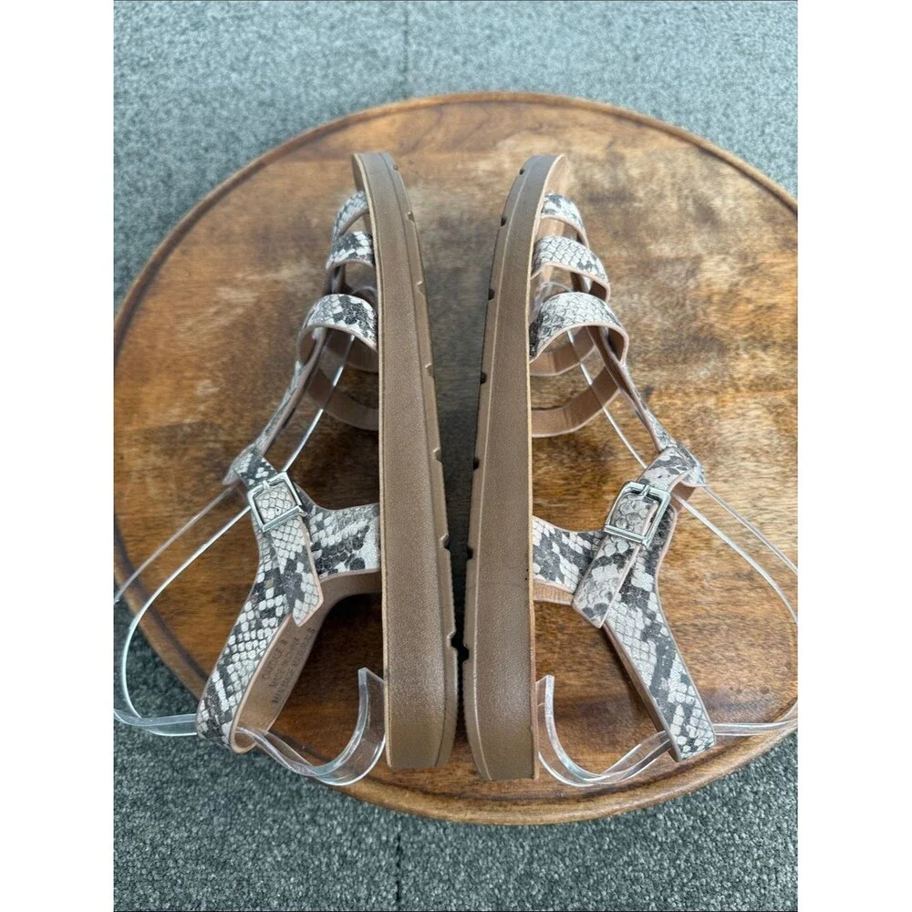 Corkys Sandals Wm 9 Oakdale Snakeskin Strappy Flat Faux Leather Fisherman